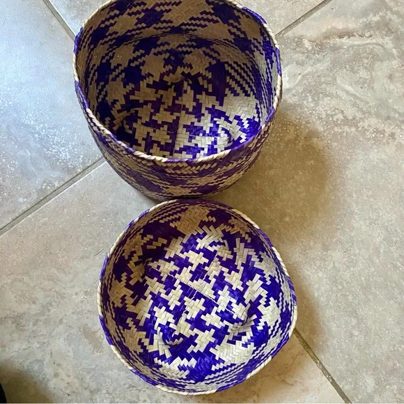 🆕 Handmade Lidded Palm Leaf Basket - Picture 3 of 7